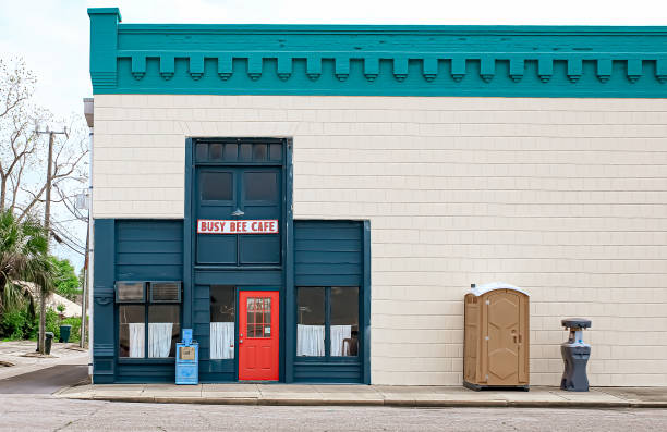 Professional porta potty rental in Newton, IA